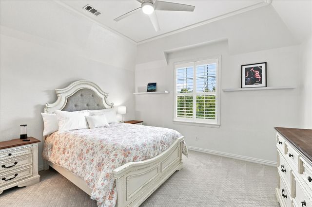 686 Knob Hill Court, Argyle, TX 76226
