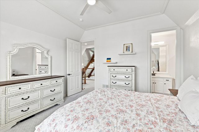 686 Knob Hill Court, Argyle, TX 76226
