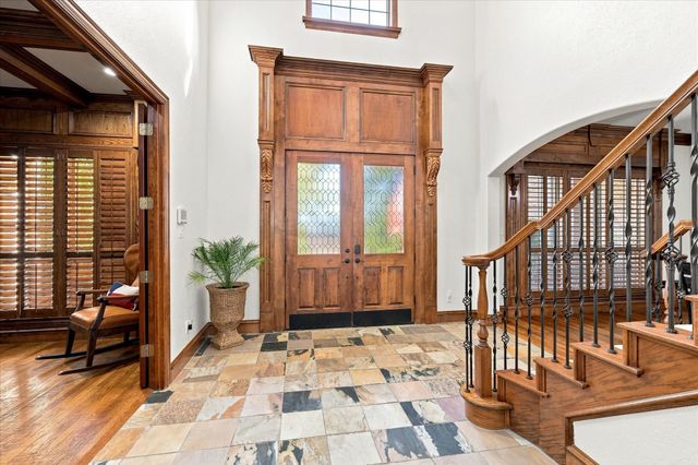 686 Knob Hill Court, Argyle, TX 76226