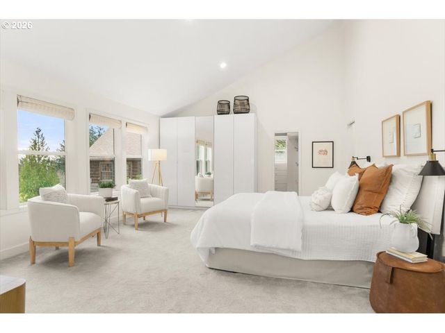 2622 Sw DAVENPORT Ct, Portland, OR 97201