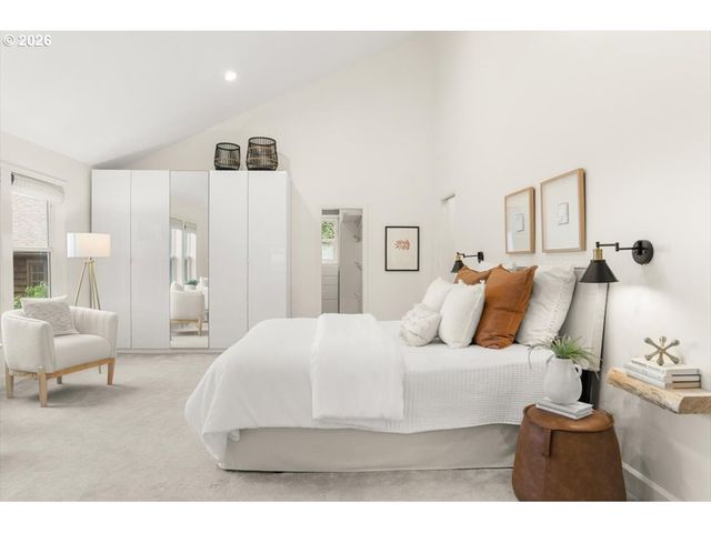 2622 Sw DAVENPORT Ct, Portland, OR 97201