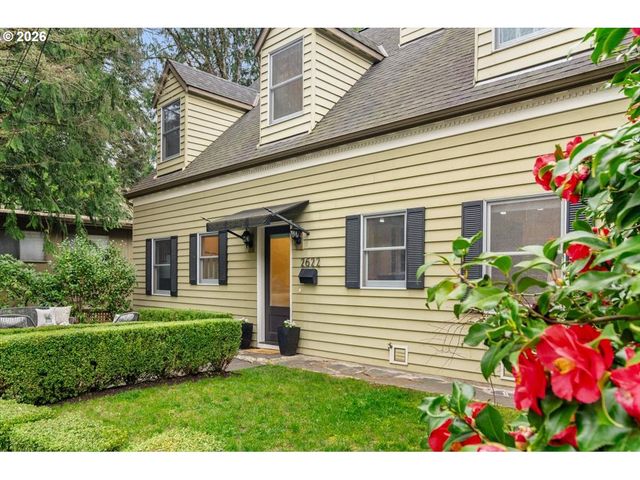 2622 Sw DAVENPORT Ct, Portland, OR 97201