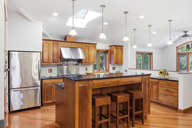 18 Brucewood Road, Acton, MA 01720