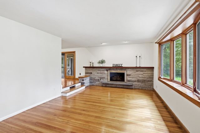 18 Brucewood Road, Acton, MA 01720