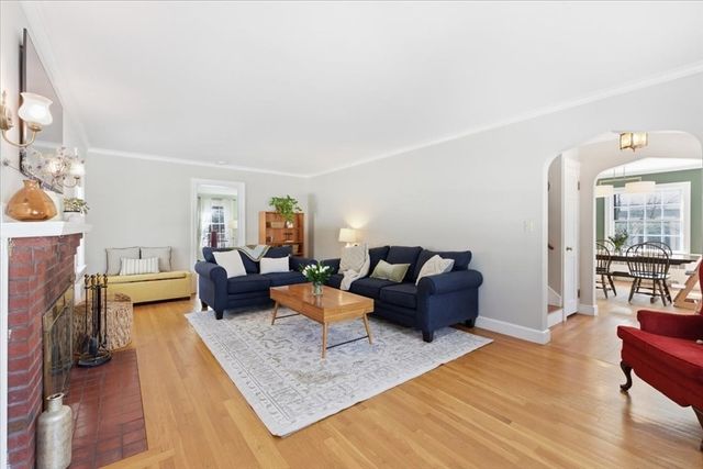 46 Park St, Dedham, MA 02026