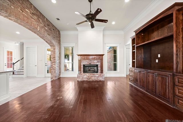 1621 Gleneagles Bend, Zachary, LA 70791
