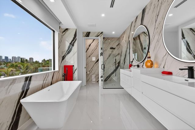 1205 Avocado Isle, Fort Lauderdale, FL 33315