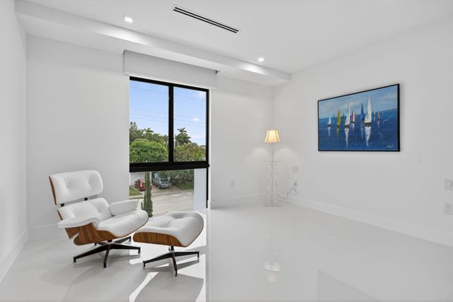 1205 Avocado Isle, Fort Lauderdale, FL 33315