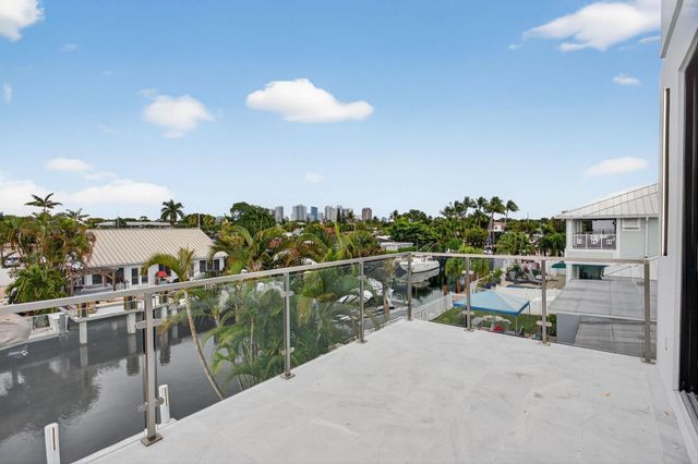 1205 Avocado Isle, Fort Lauderdale, FL 33315