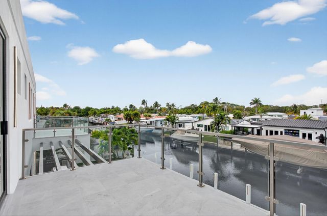 1205 Avocado Isle, Fort Lauderdale, FL 33315