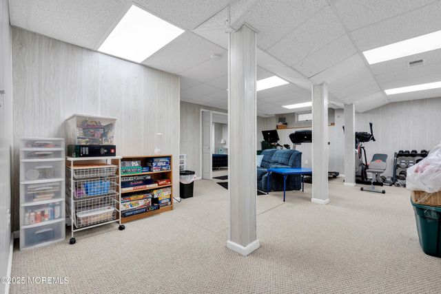 184 Lindsay Lane, Toms River, NJ 08755