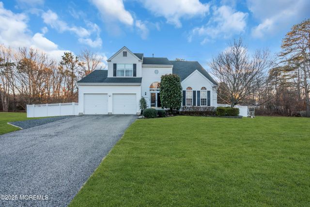 184 Lindsay Lane, Toms River, NJ 08755