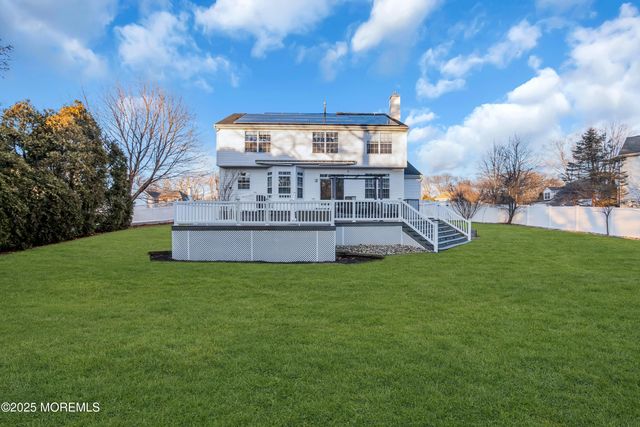 184 Lindsay Lane, Toms River, NJ 08755