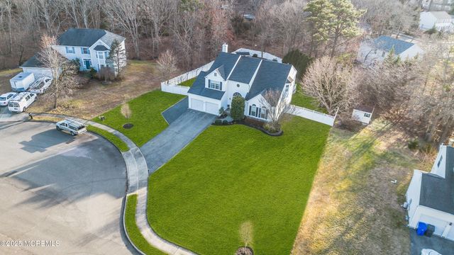 184 Lindsay Lane, Toms River, NJ 08755