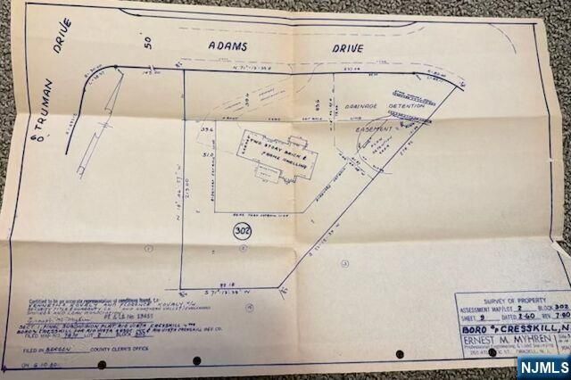 14 Adams Drive, Cresskill, NJ 07626