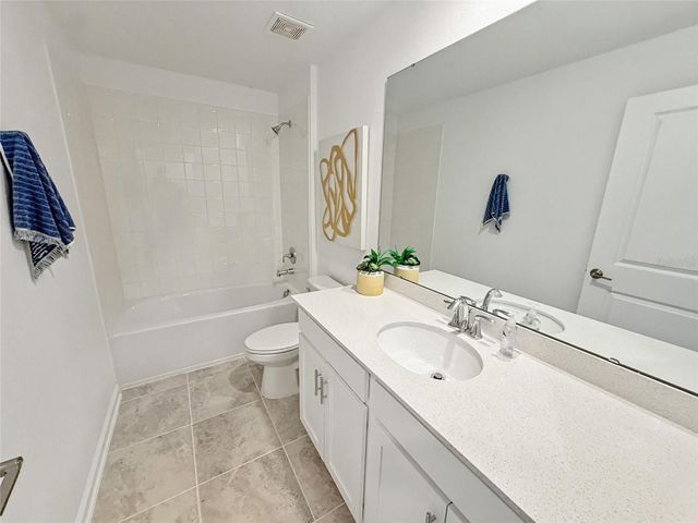 1692 TOHOQUA BOULEVARD, Kissimmee, FL 34744