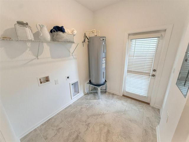 1692 TOHOQUA BOULEVARD, Kissimmee, FL 34744