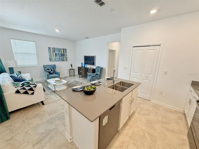 1692 TOHOQUA BOULEVARD, Kissimmee, FL 34744
