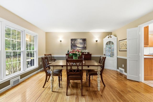 20 Coachmans Lane, North Andover, MA 01845