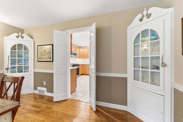 20 Coachmans Lane, North Andover, MA 01845