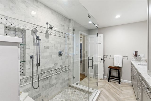 20 Coachmans Lane, North Andover, MA 01845