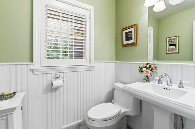 20 Coachmans Lane, North Andover, MA 01845
