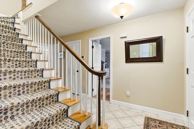 20 Coachmans Lane, North Andover, MA 01845