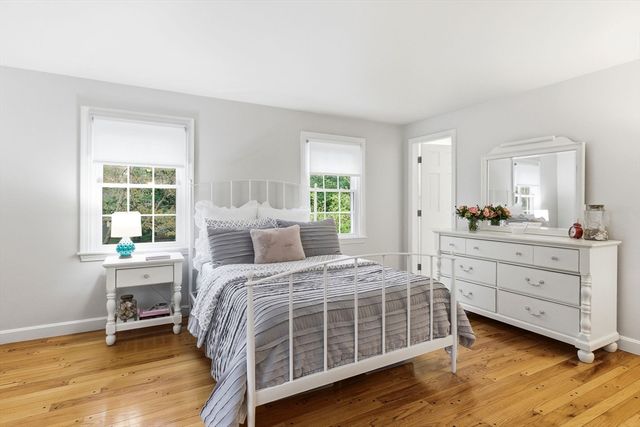 20 Coachmans Lane, North Andover, MA 01845
