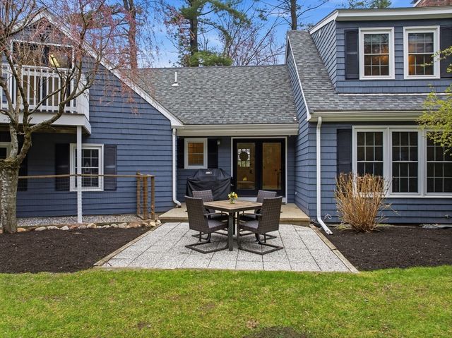 20 Coachmans Lane, North Andover, MA 01845