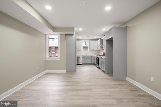 576 VAN KIRK ST, Philadelphia, PA 19120