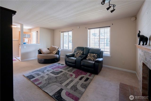 2201 149th Street E, Tacoma, WA 98445