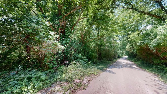 8827 Beach Road, Lexington, KY 40515