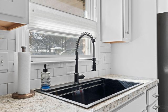 574 Sheridan Drive, Lexington, KY 40503