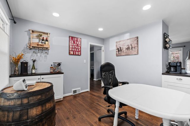 574 Sheridan Drive, Lexington, KY 40503