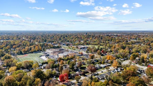 574 Sheridan Drive, Lexington, KY 40503