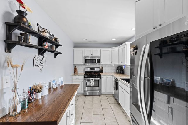 574 Sheridan Drive, Lexington, KY 40503