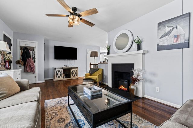 574 Sheridan Drive, Lexington, KY 40503