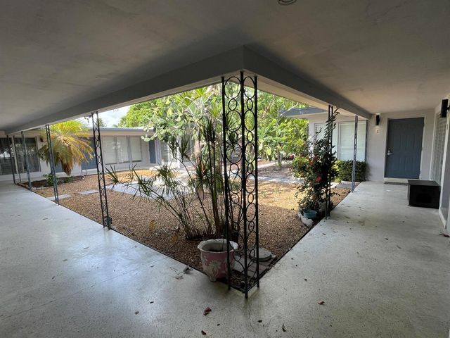 1708 NE 20TH Avenue 3, Fort Lauderdale, FL 33305