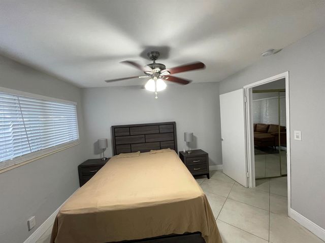 1708 NE 20TH Avenue 3, Fort Lauderdale, FL 33305
