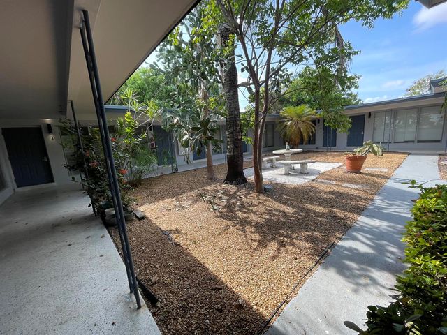 1708 NE 20TH Avenue 3, Fort Lauderdale, FL 33305