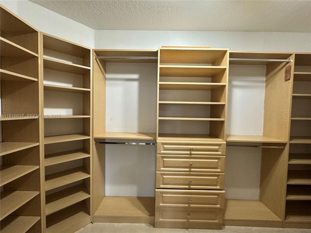 17555 Collins Ave 1702, Sunny Isles Beach, FL 33160