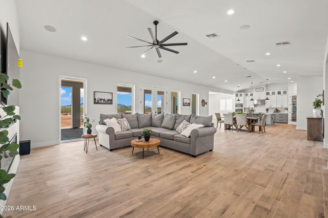 22145 W HARWELL Road, Buckeye, AZ 85326