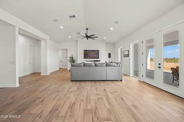 22145 W HARWELL Road, Buckeye, AZ 85326