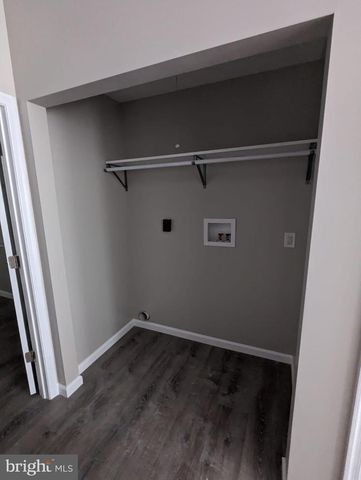 1405 W PACIFIC ST, Philadelphia, PA 19140