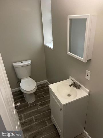 1405 W PACIFIC ST, Philadelphia, PA 19140