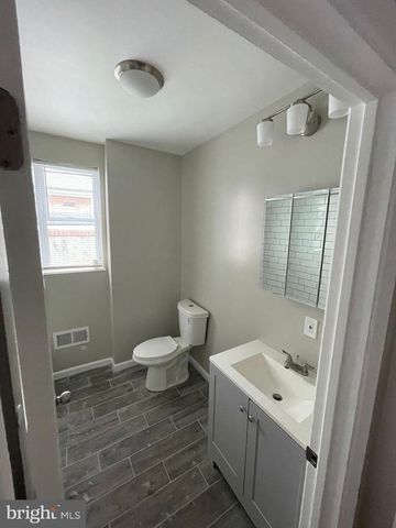 1405 W PACIFIC ST, Philadelphia, PA 19140