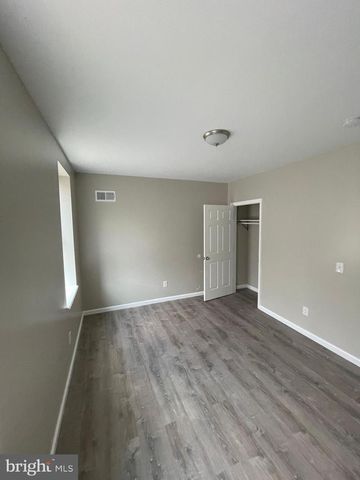 1405 W PACIFIC ST, Philadelphia, PA 19140