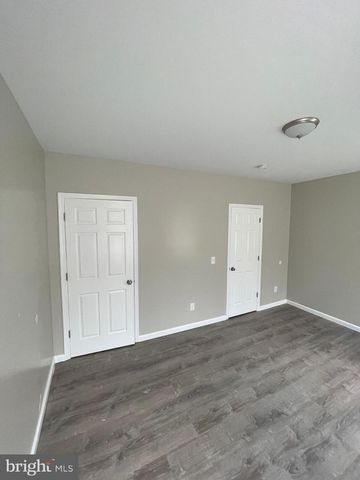 1405 W PACIFIC ST, Philadelphia, PA 19140