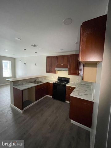 1405 W PACIFIC ST, Philadelphia, PA 19140