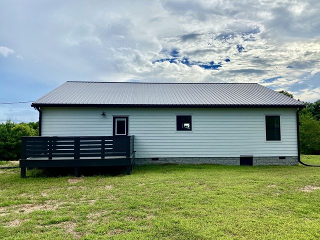 25 Ferguson Hollow Rd, Chestnut Mound, TN 38552